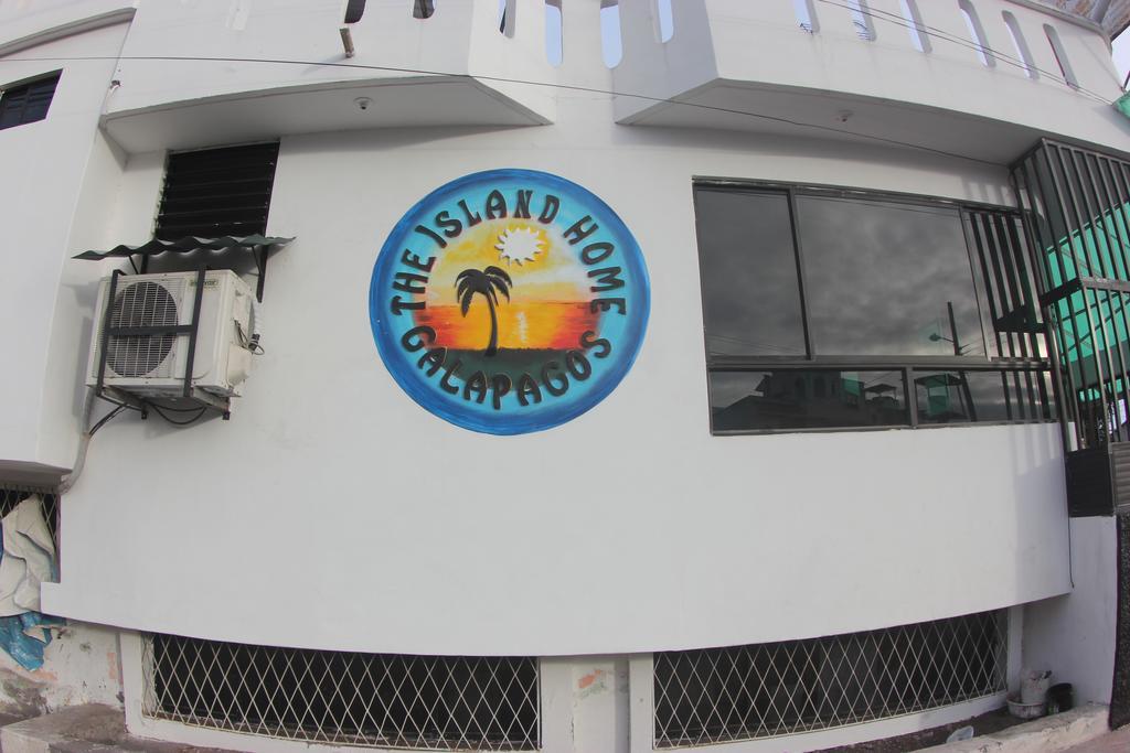 The Island Home Puerto Ayora  Exterior foto